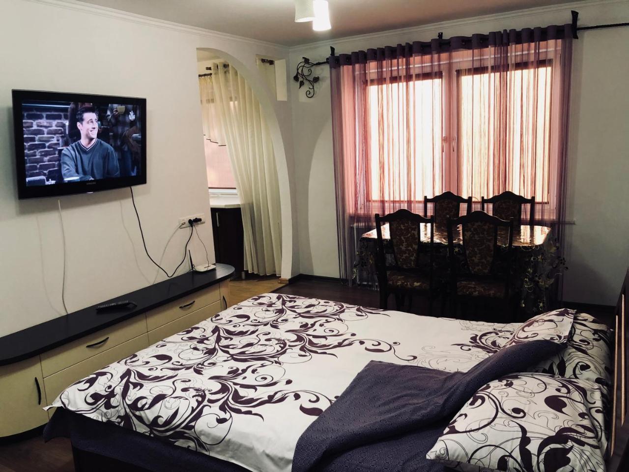 Apartment Rovno Rivne Exterior foto