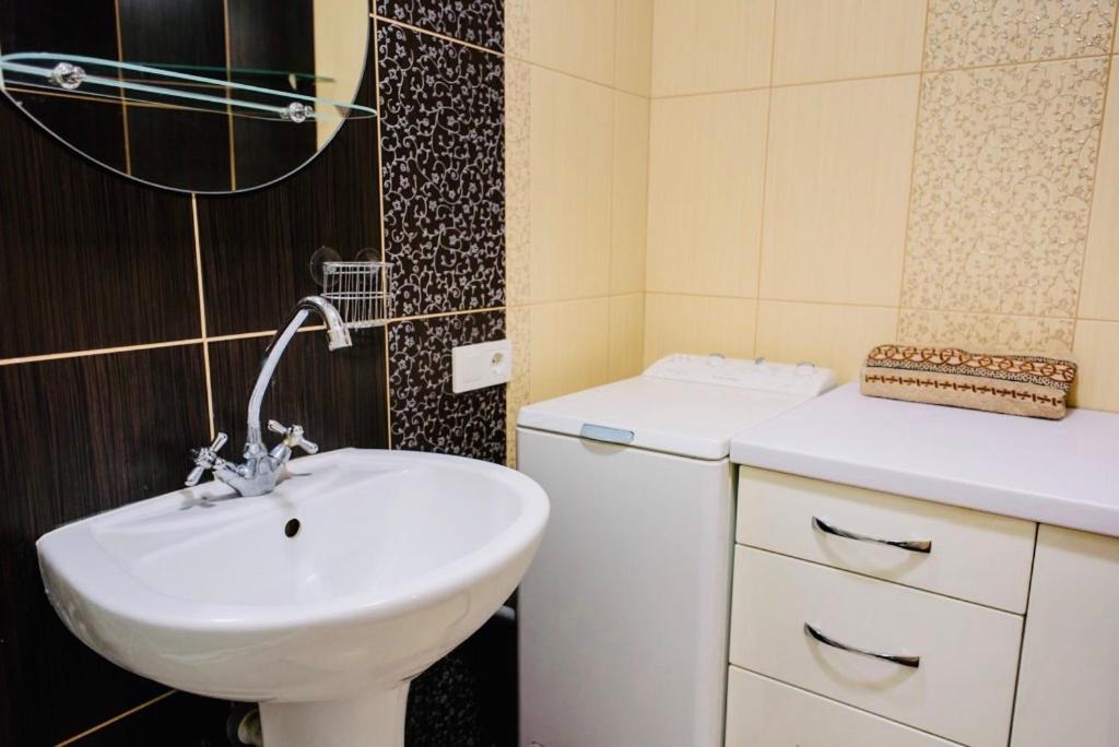 Apartment Rovno Rivne Exterior foto